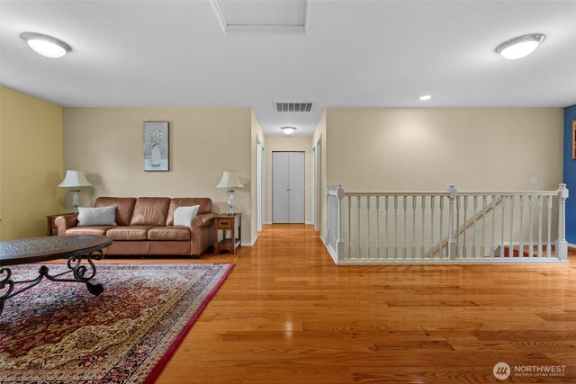 9407 185th Street Ct E, Puyallup, WA 98375