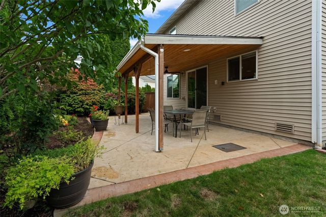 9407 185th Street Ct E, Puyallup, WA 98375