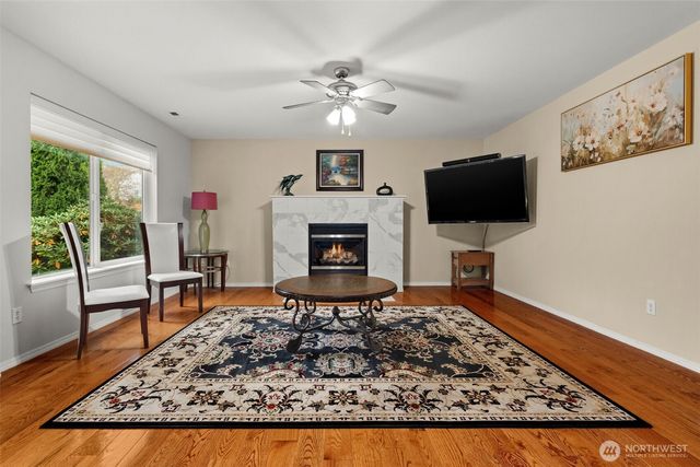 9407 185th Street Ct E, Puyallup, WA 98375