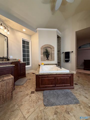 227 Keiffer Circle, New Market, AL 35761