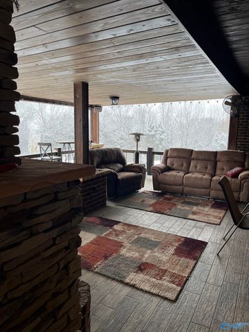 227 Keiffer Circle, New Market, AL 35761