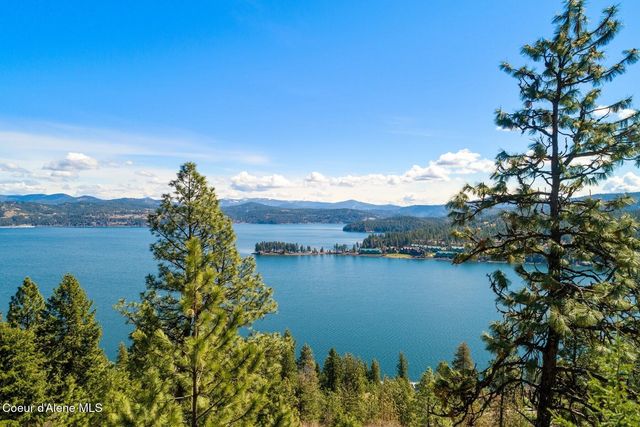 4926 S Scenic Dr, Coeur D'alene, ID 83814