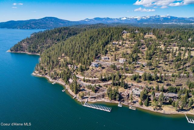 4926 S Scenic Dr, Coeur D'alene, ID 83814