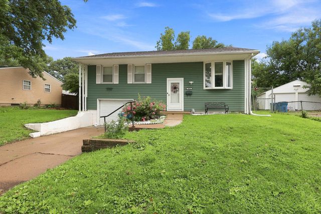 3916 8th Street, East Moline, IL 61244