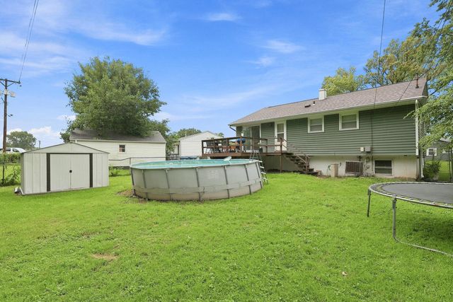 3916 8th Street, East Moline, IL 61244
