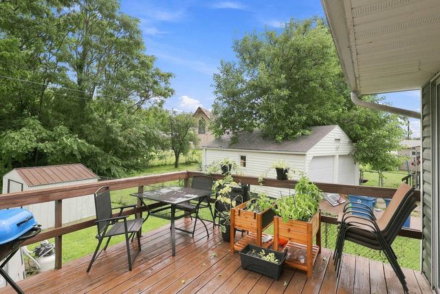 3916 8th Street, East Moline, IL 61244