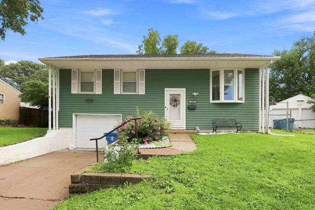 3916 8th Street, East Moline, IL 61244