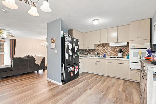 3916 8th Street, East Moline, IL 61244