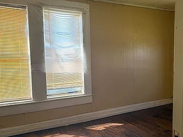 1821 Johnson, Greenville, TX 75401