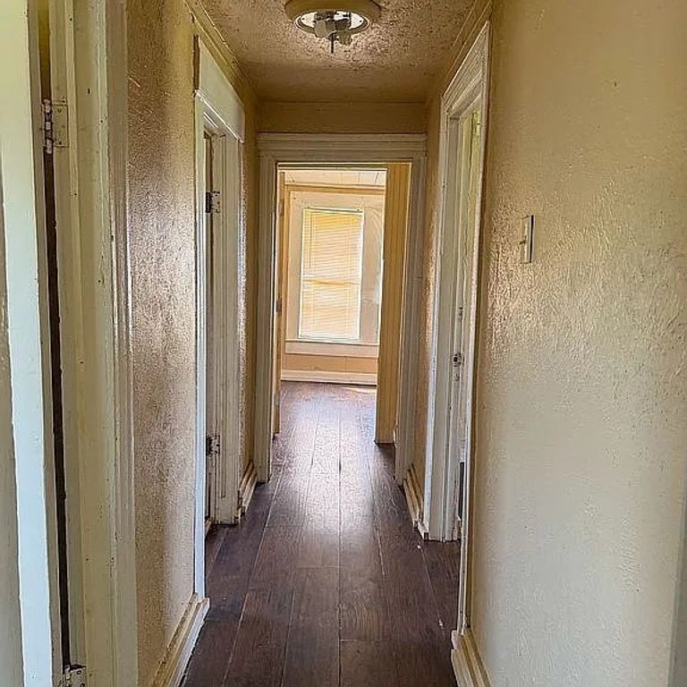 1821 Johnson, Greenville, TX 75401