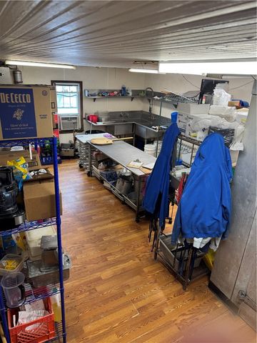 138 Unity Center Rd, Plum Boro, PA 15239