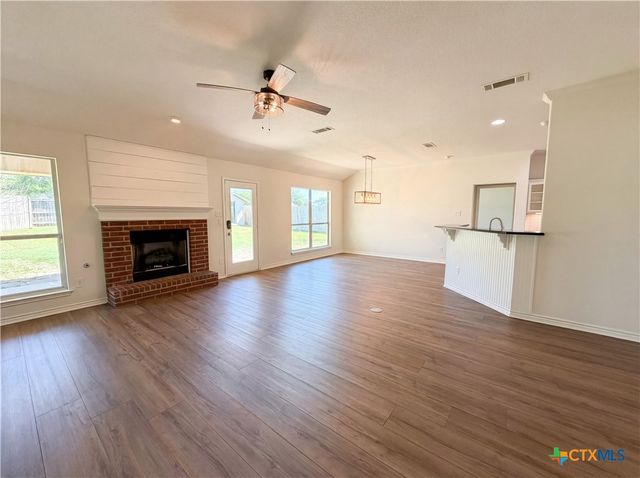 8710 Surrey Court, Temple, TX 76502