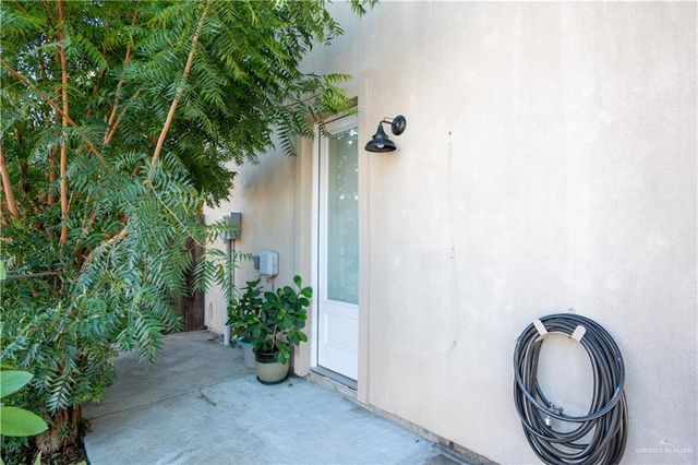 3613 S L Street, Mcallen, TX 78503