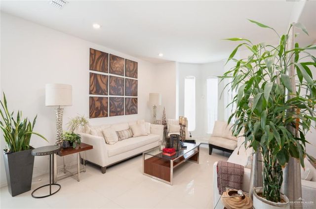 3613 S L Street, Mcallen, TX 78503