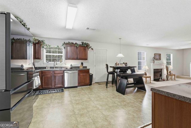 310 Megan Drive, Hampton, GA 30228