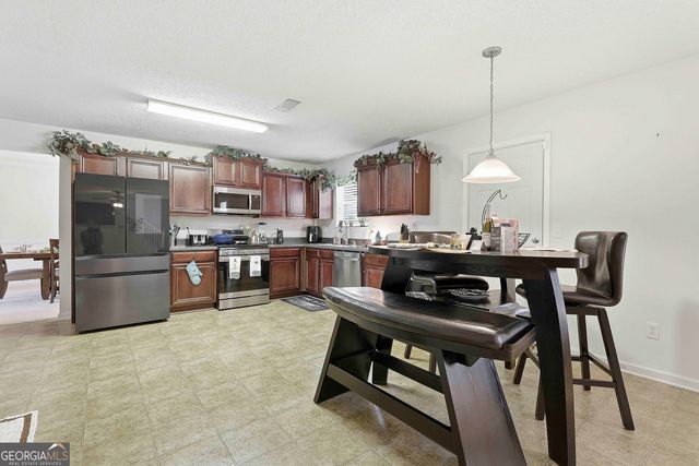 310 Megan Drive, Hampton, GA 30228