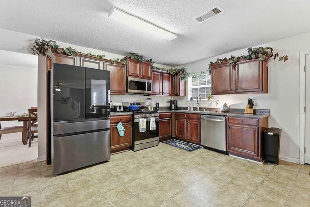 310 Megan Drive, Hampton, GA 30228