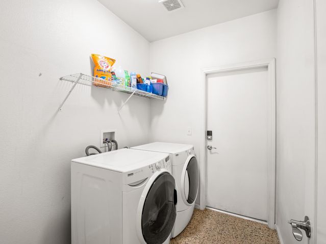 852 N Cherry Lane, Clovis, CA 93611