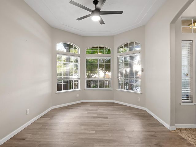 852 N Cherry Lane, Clovis, CA 93611