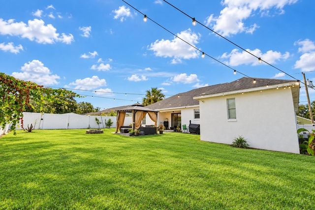 1297 HERNDON AVENUE, Deltona, FL 32725
