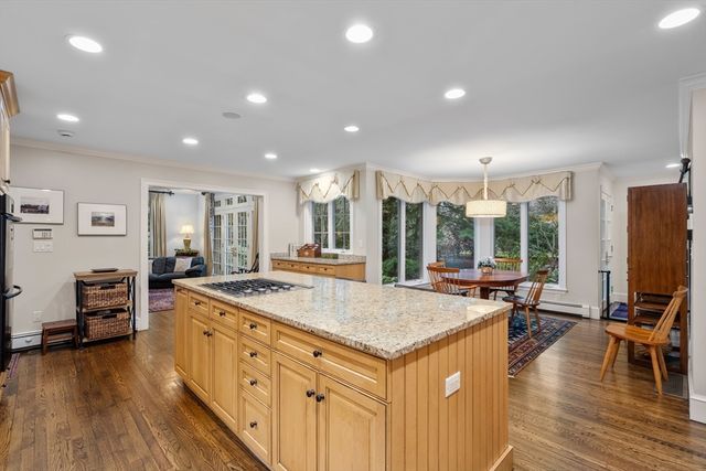 49 Whittier Road, Wellesley, MA 02481