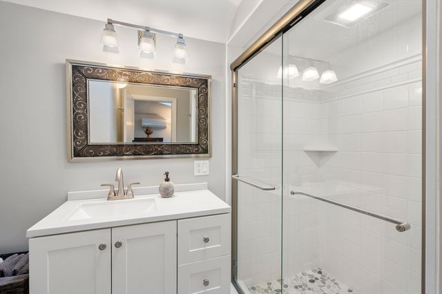 49 Whittier Road, Wellesley, MA 02481