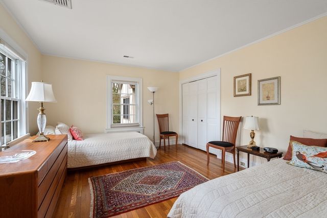 49 Whittier Road, Wellesley, MA 02481