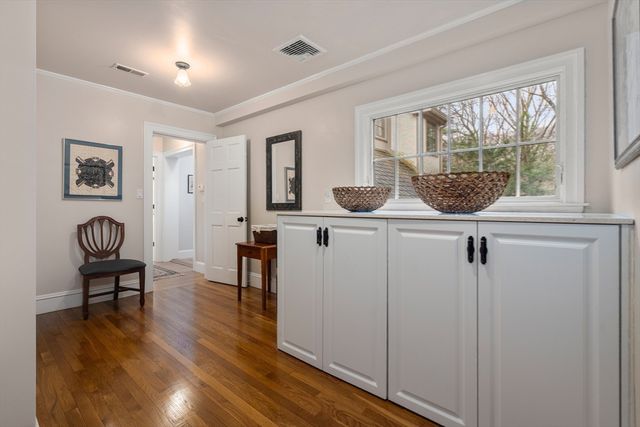 49 Whittier Road, Wellesley, MA 02481