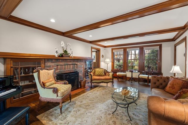 49 Whittier Road, Wellesley, MA 02481