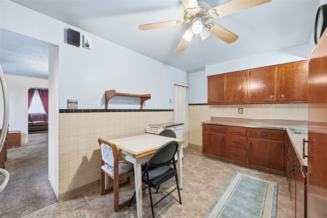 352 39th St, Lawrenceville, PA 15201