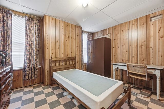 352 39th St, Lawrenceville, PA 15201