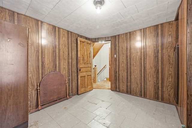 352 39th St, Lawrenceville, PA 15201