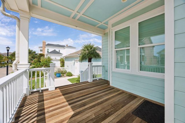 13 Sunrise Row, Galveston, TX 77554