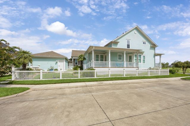 13 Sunrise Row, Galveston, TX 77554