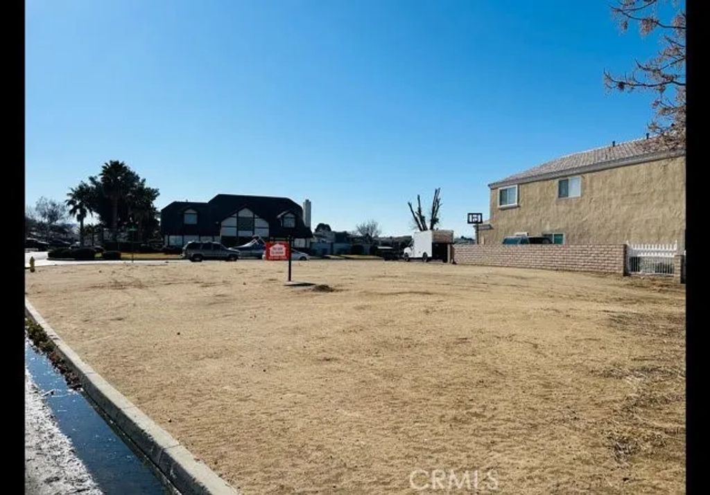 13400 Sea Gull, Victorville, CA 92395