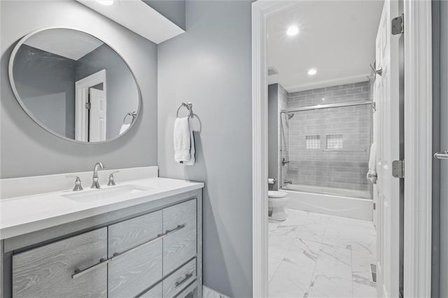 12844 Noland Street, Overland Park, KS 66213