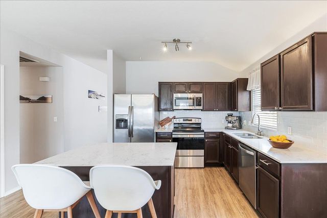 15001 Lantern DR, Pflugerville, TX 78660