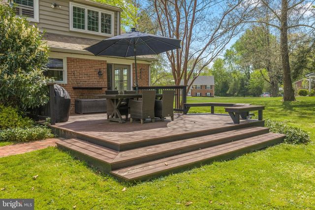 207 ANTHONY WAYNE DR, Wayne, PA 19087