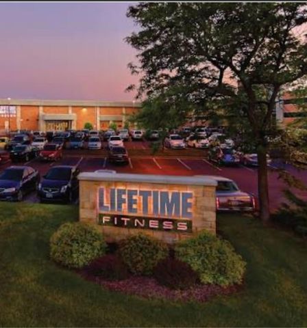 2110 Ridge Drive 32, Saint Louis Park, MN 55416