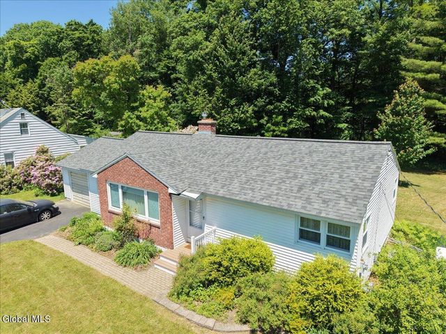 73 Saratoga Drive, Glenville, NY 12302