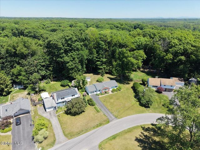 73 Saratoga Drive, Glenville, NY 12302