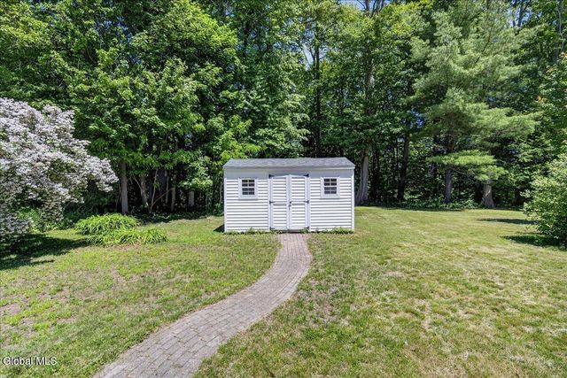 73 Saratoga Drive, Glenville, NY 12302