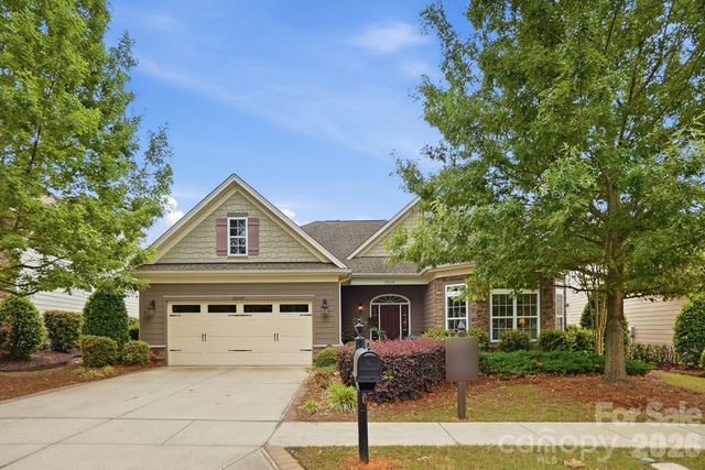 15519 Lake Ridge Road, Charlotte, NC 28278