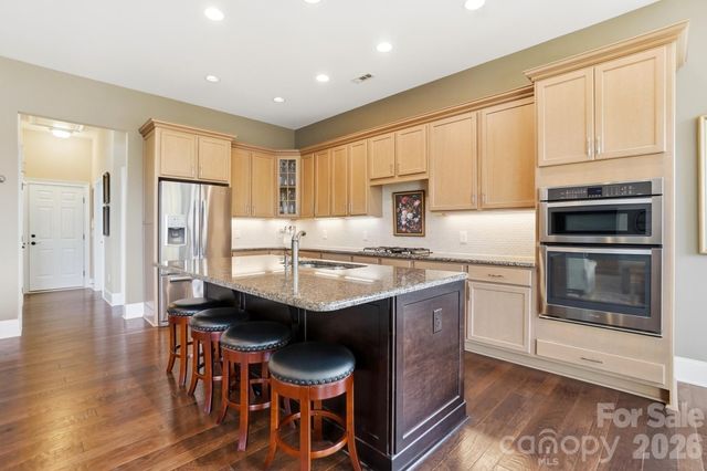 15519 Lake Ridge Road, Charlotte, NC 28278