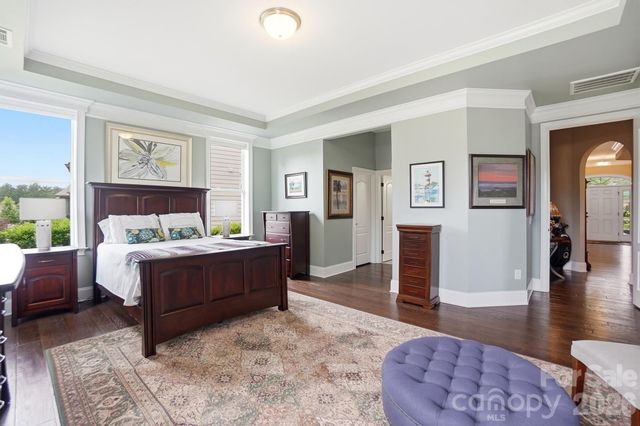 15519 Lake Ridge Road, Charlotte, NC 28278