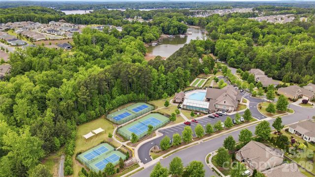 15519 Lake Ridge Road, Charlotte, NC 28278