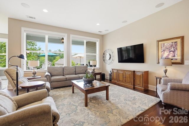 15519 Lake Ridge Road, Charlotte, NC 28278