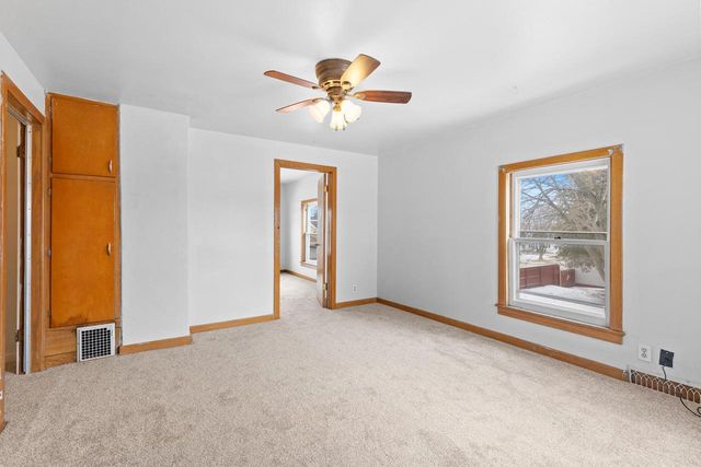 1809 Madison STREET, Manitowoc, WI 54220