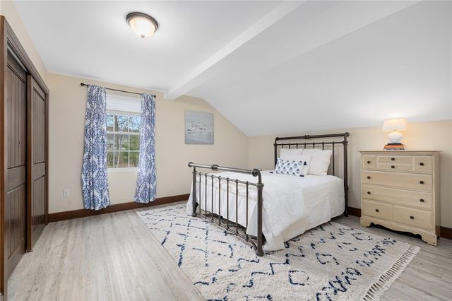 19 Blacksburt Court, North Kingstown, RI 02874