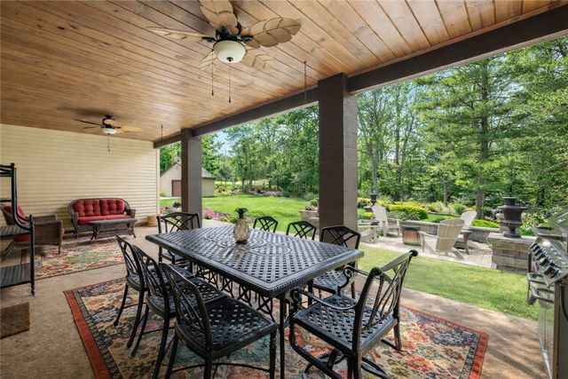 19 Blacksburt Court, North Kingstown, RI 02874